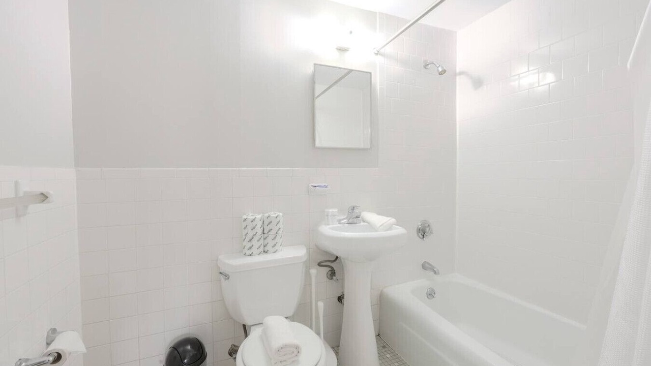 Photo of Bathroom in Prudential - St. Botolph