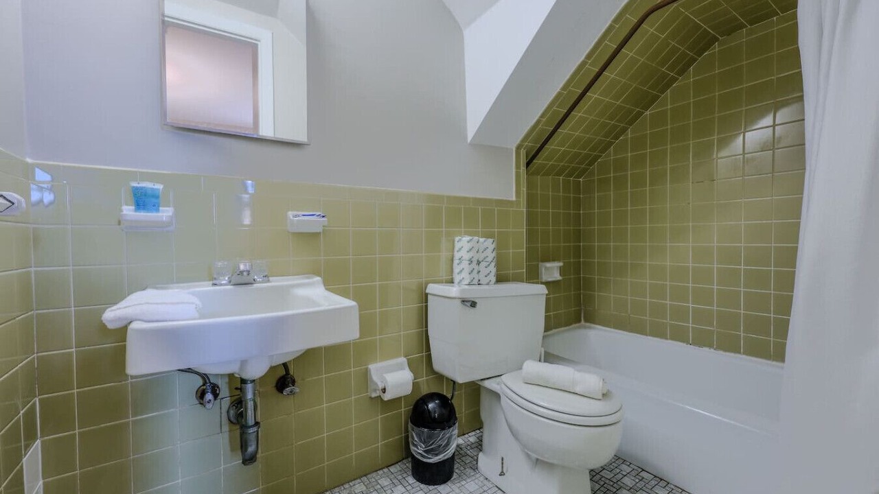 Photo of Bathroom in Prudential - St. Botolph