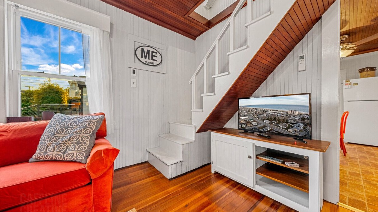 Photo of Livingroom in Ocean Park