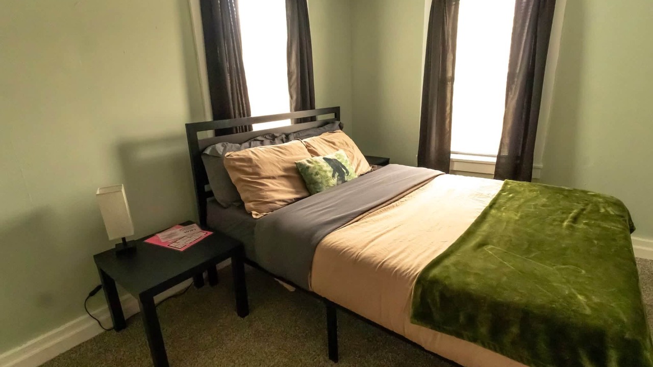 Photo of Bedroom in Whitehall