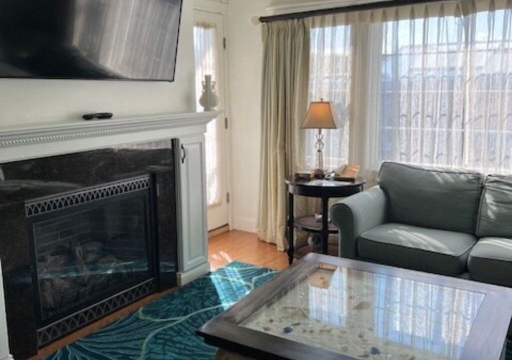 Photo of Livingroom in Hyannis