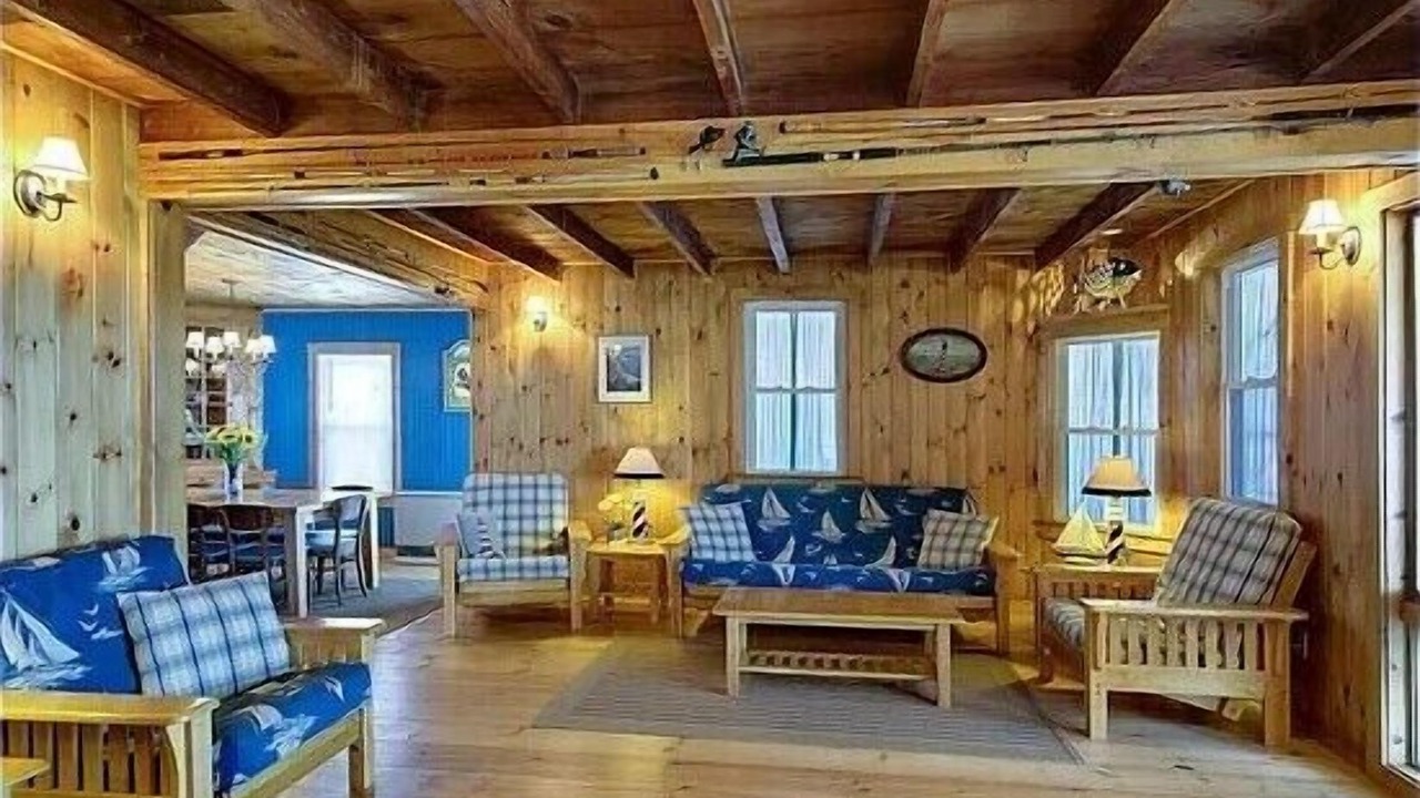 Photo of Livingroom in Camp Ellis