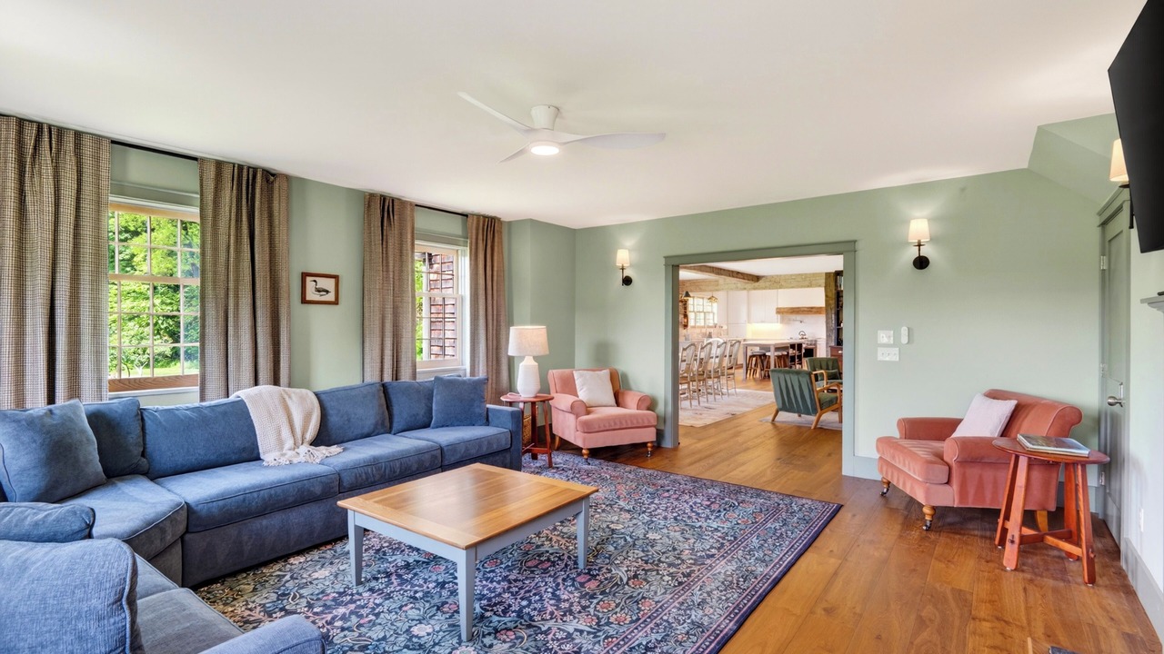 Photo of Bedroom in Ashley Falls
