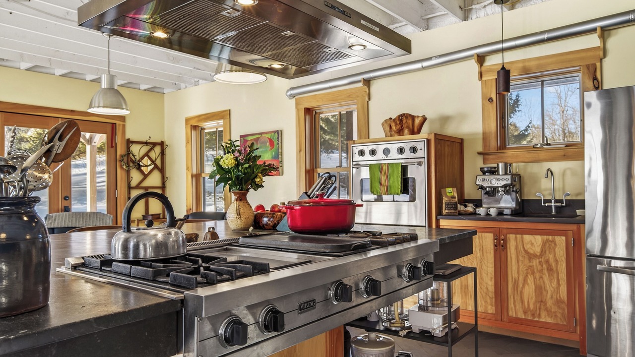 Photo of Kitchen in Londonderry