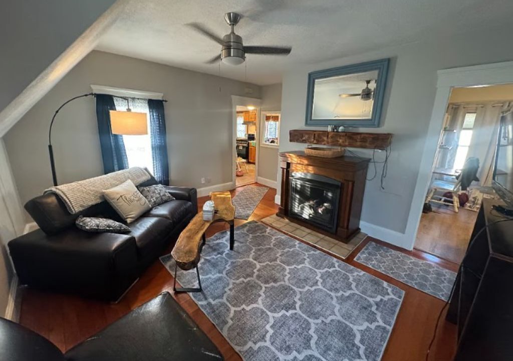 Photo of Livingroom in New Bedford