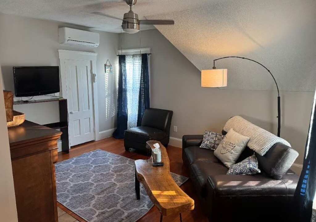 Photo of Livingroom in New Bedford