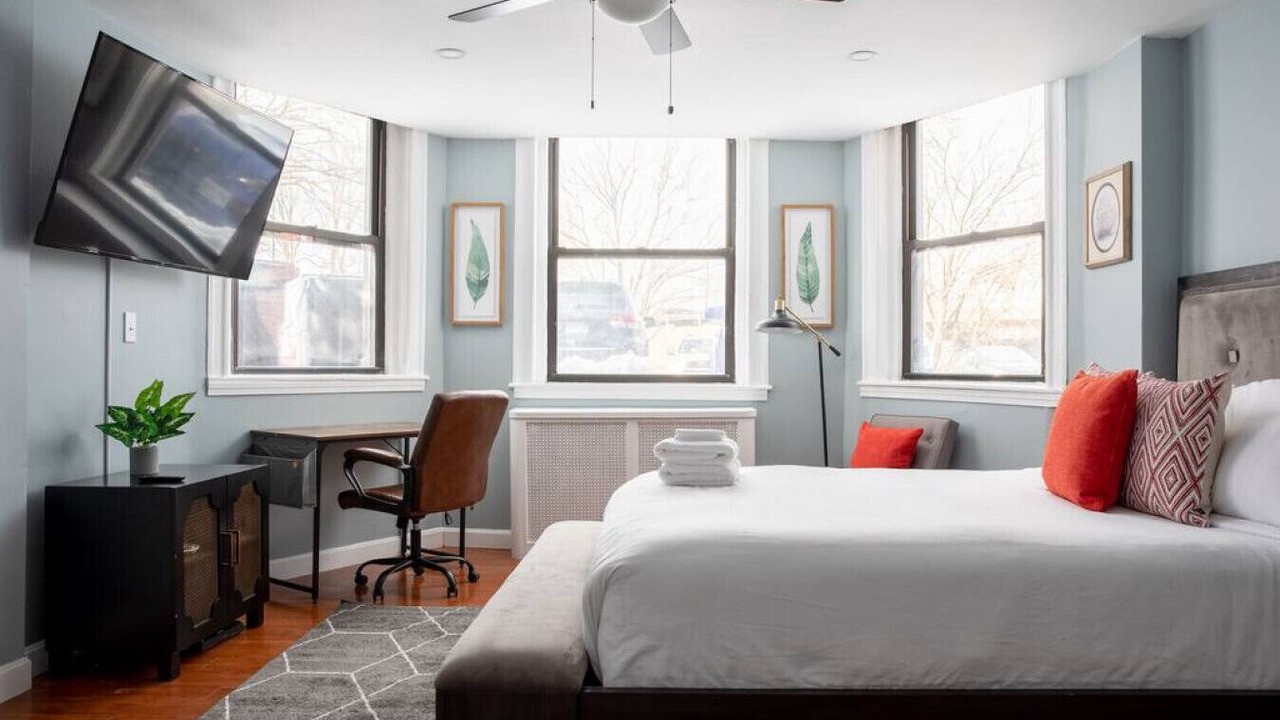 Photo of Bedroom in Fenway–Kenmore