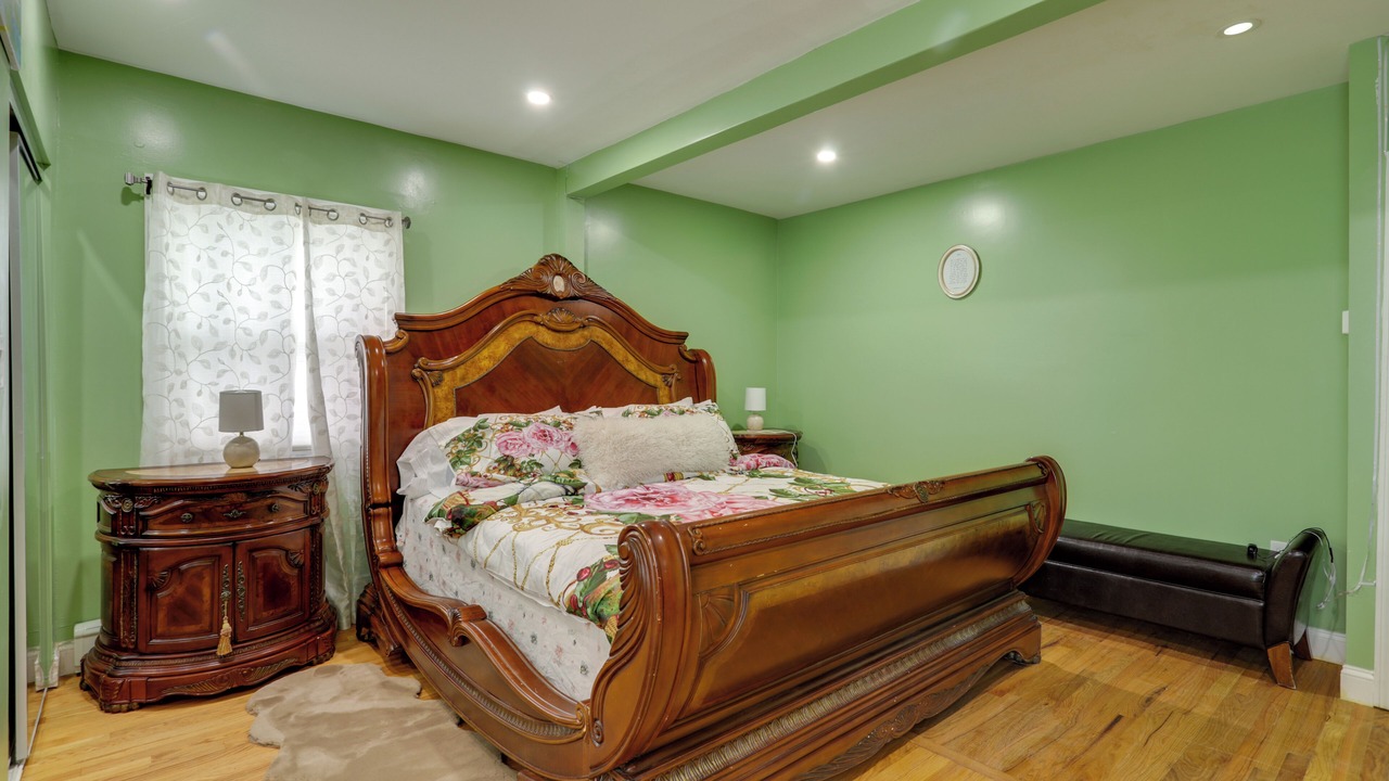 Photo of Bedroom in Milton