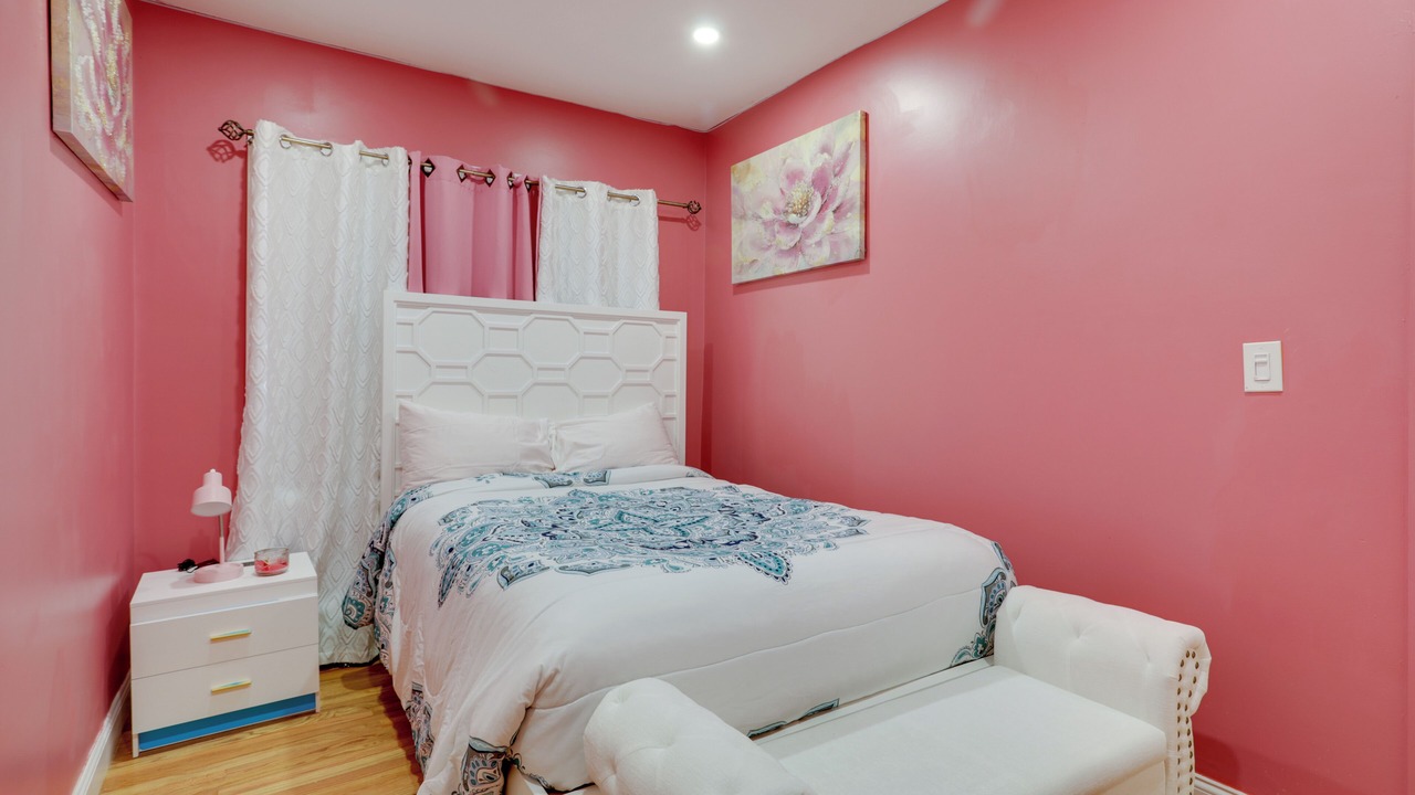 Photo of Bedroom in Milton