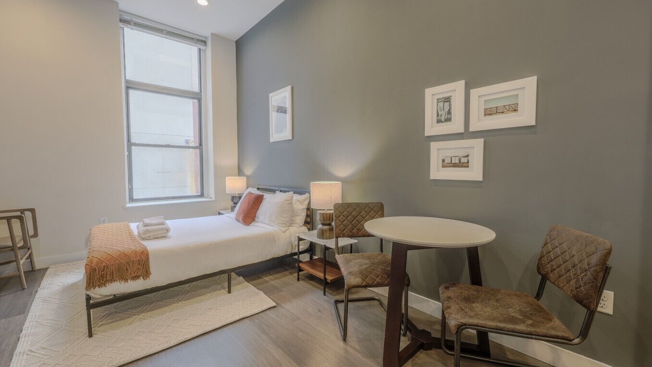 Photo of Bedroom in Downtown Boston
