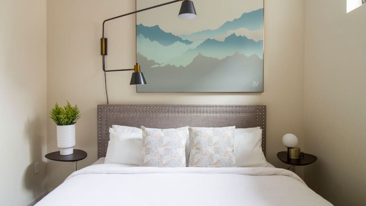 Photo of Bedroom in Downtown Boston