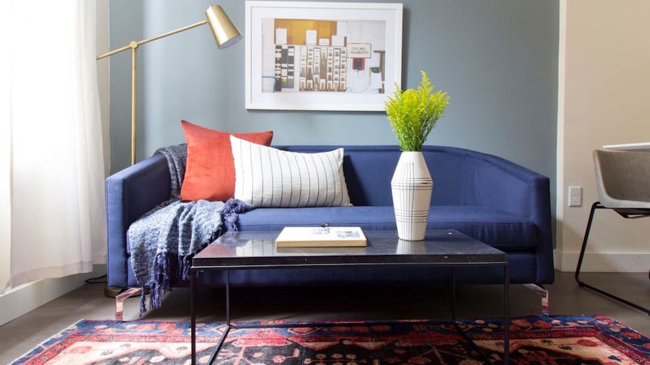 Photo of Livingroom in Downtown Boston