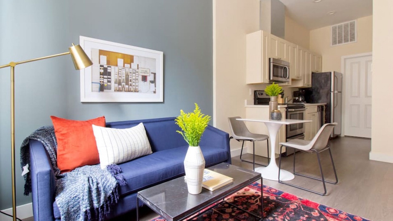 Photo of Livingroom in Downtown Boston