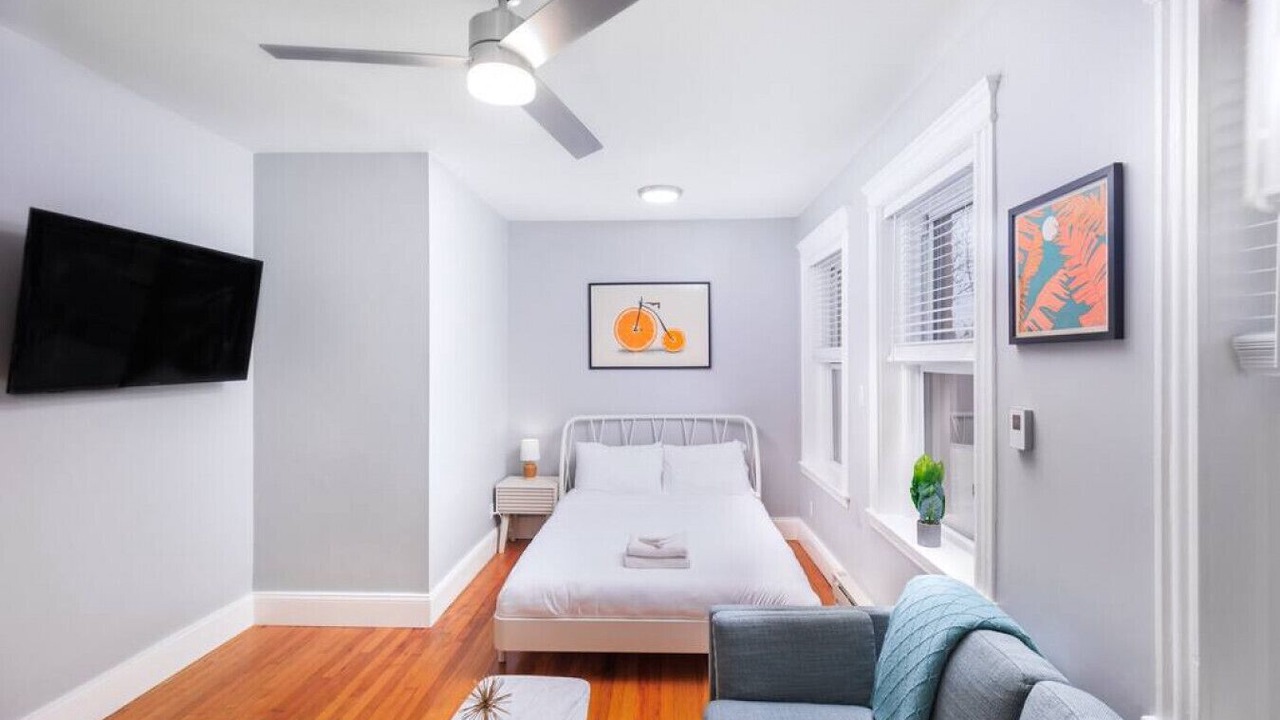 Photo of Livingroom in Fenway–Kenmore