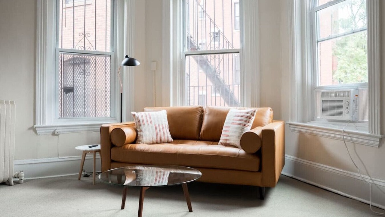 Photo of Livingroom in Back Bay West