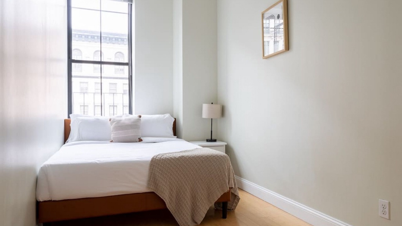 Photo of Bedroom in Downtown Boston