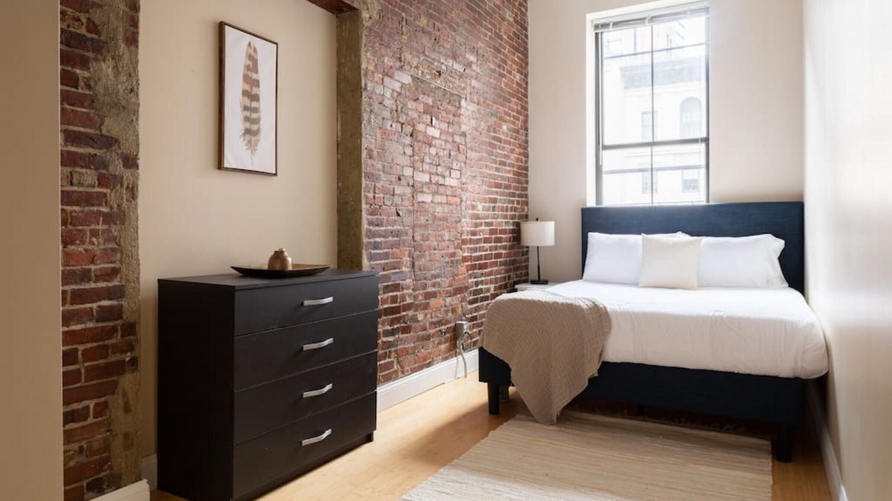 Photo of Bedroom in Downtown Boston