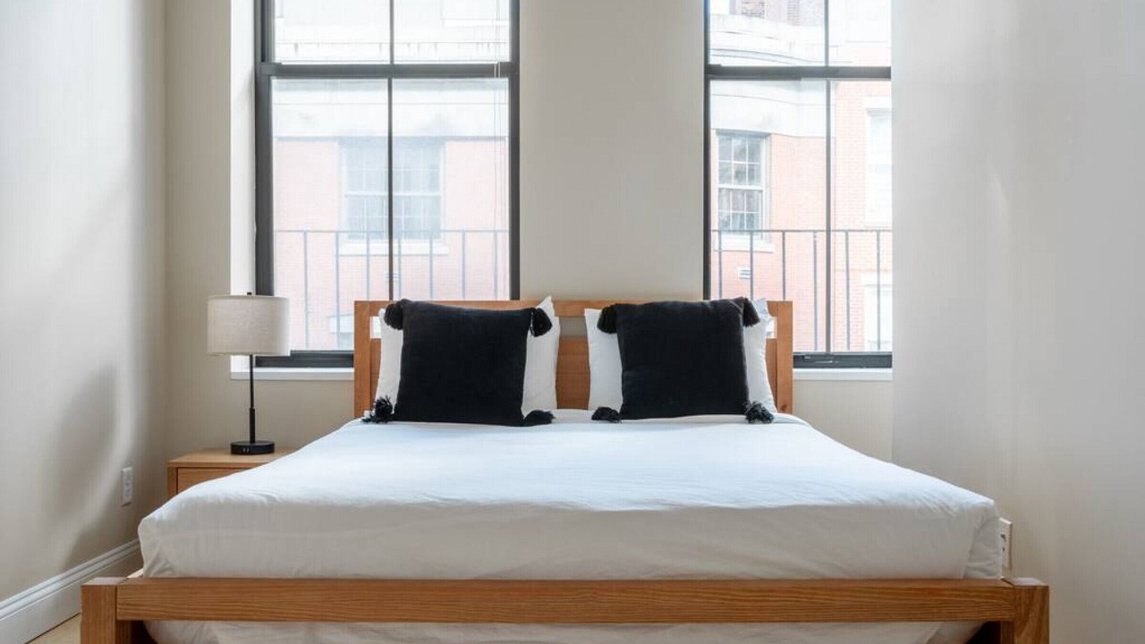 Photo of Bedroom in Downtown Boston