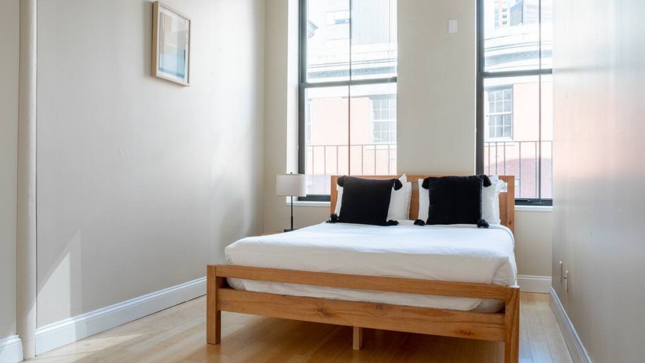 Photo of Bedroom in Downtown Boston
