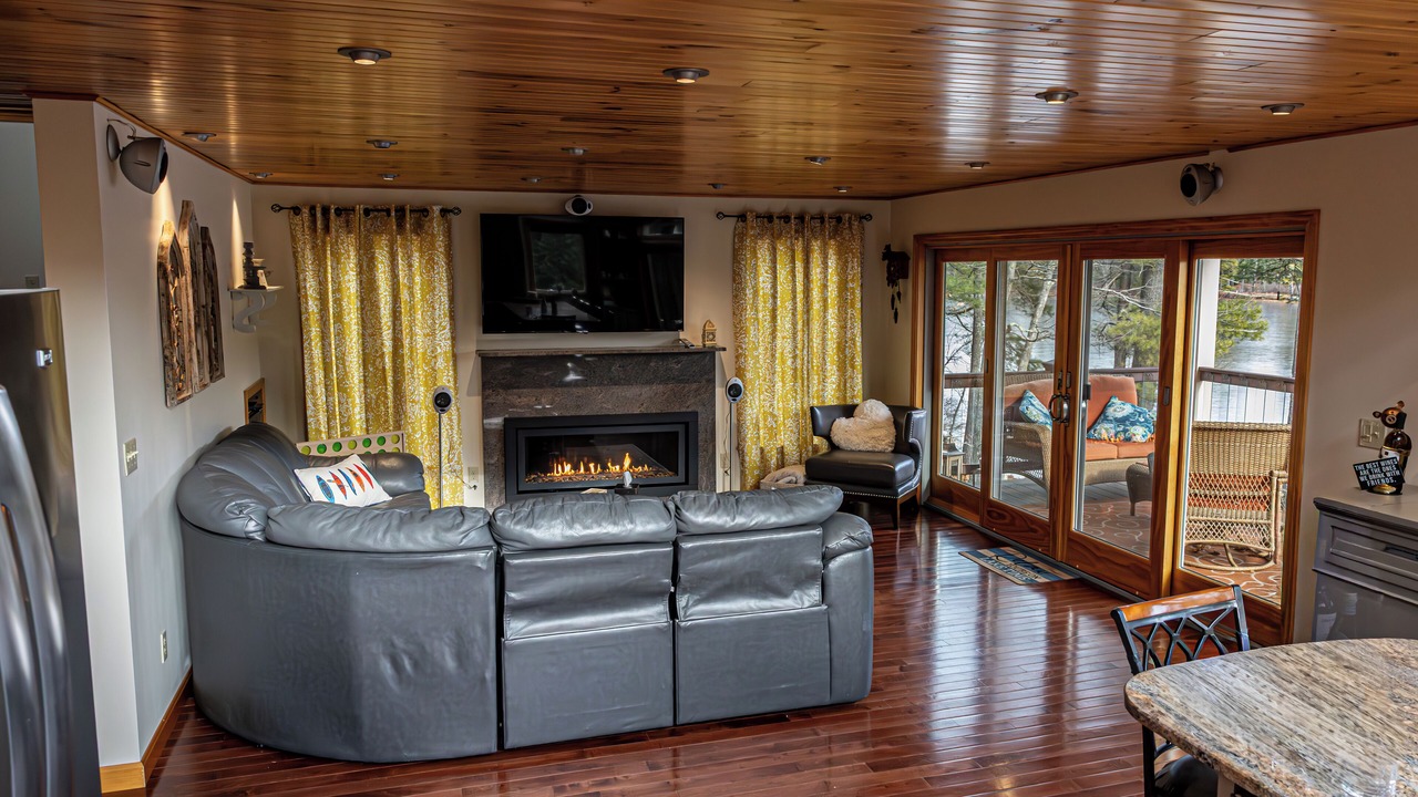 Photo of Livingroom in Gilmanton