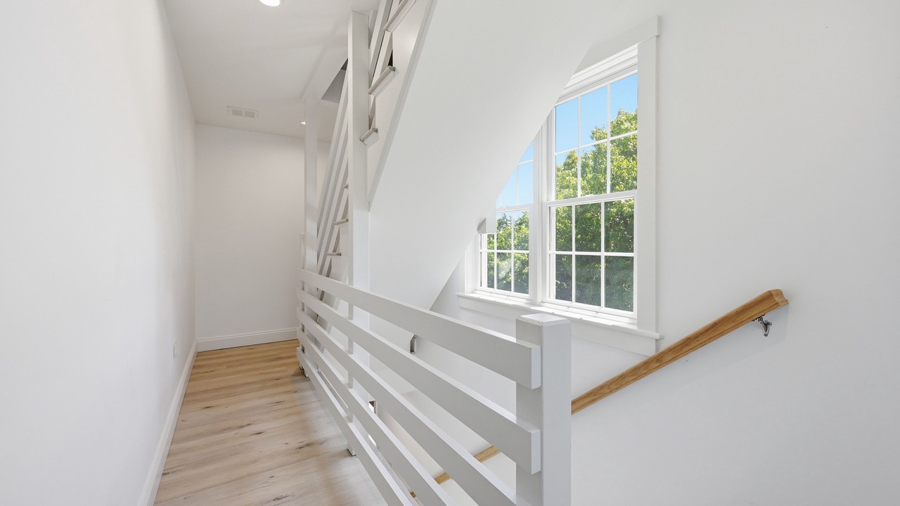 Photo of Bedroom in West Yarmouth