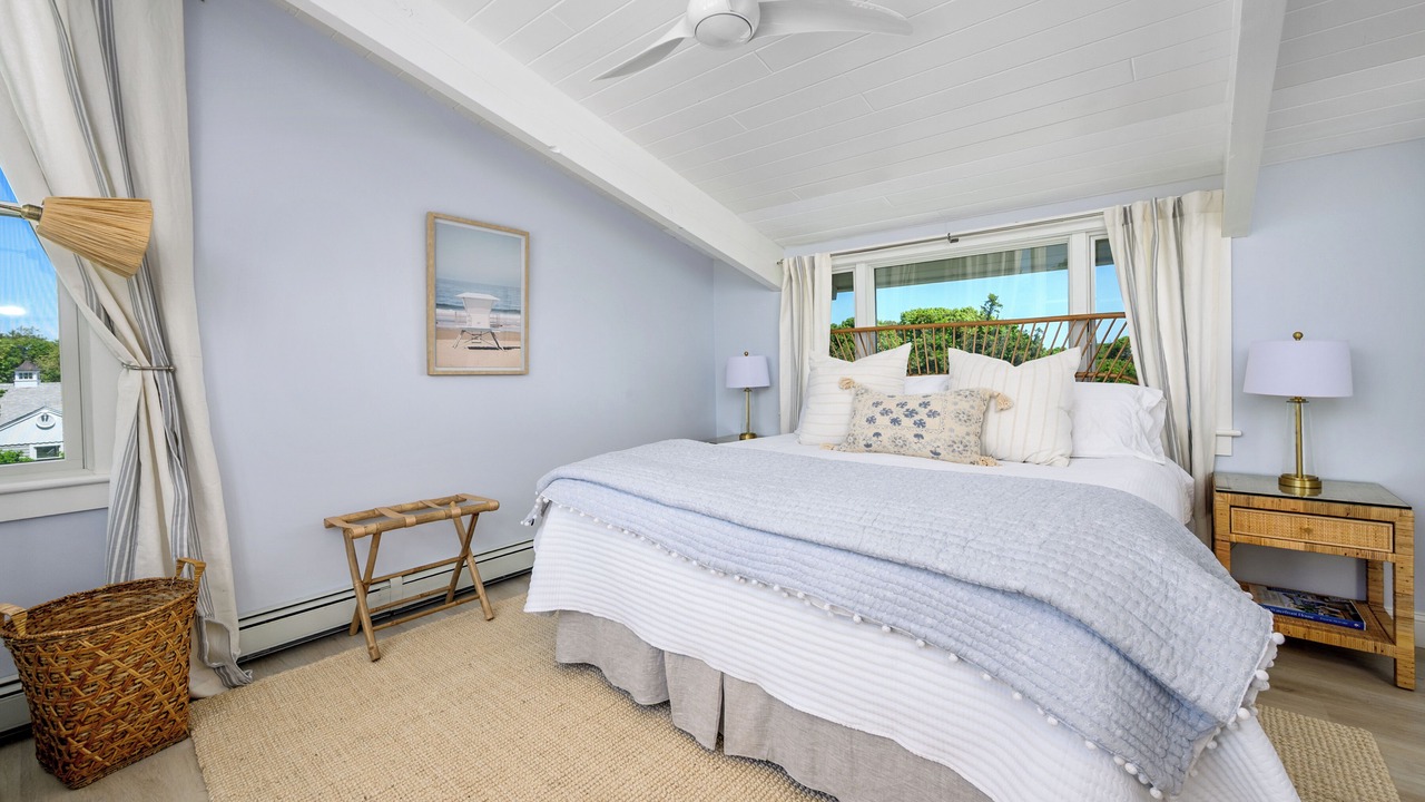 Photo of Bedroom in West Yarmouth