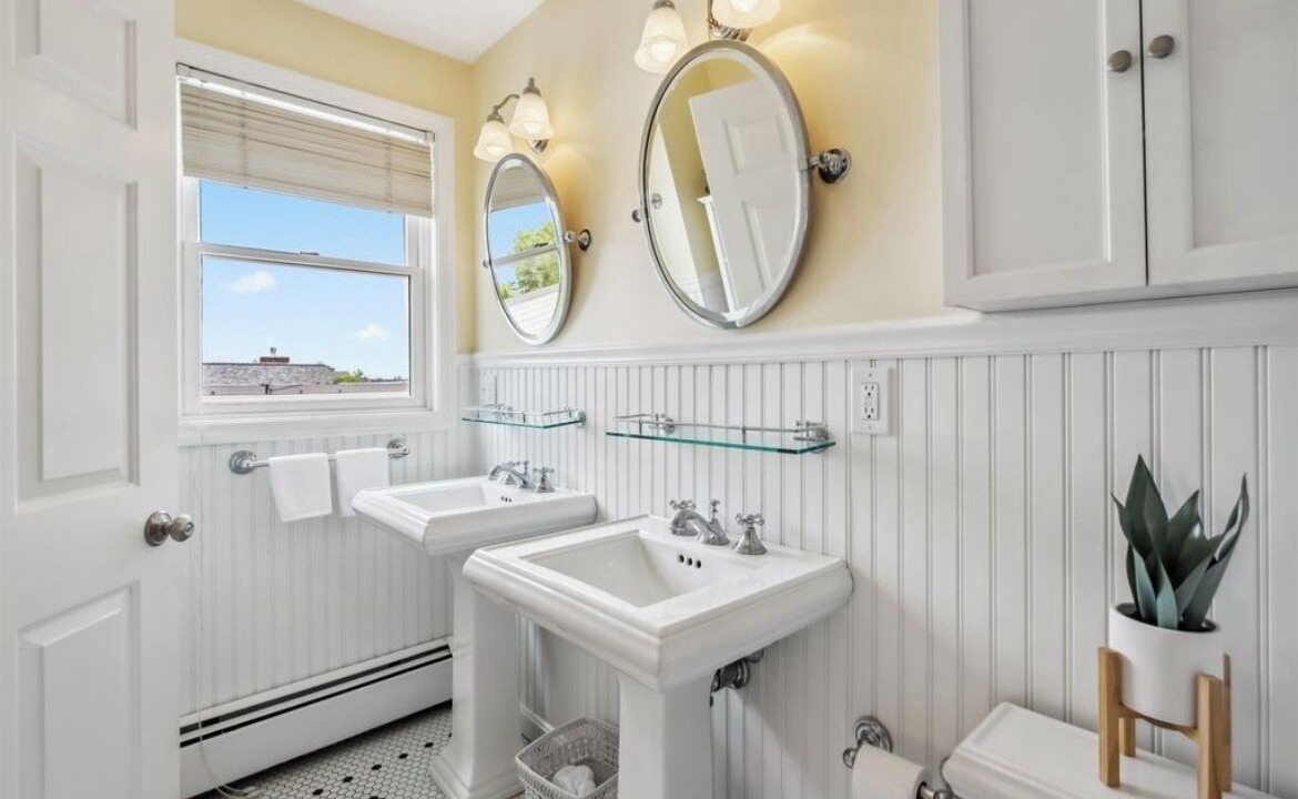 Photo of Bathroom in Seabrook