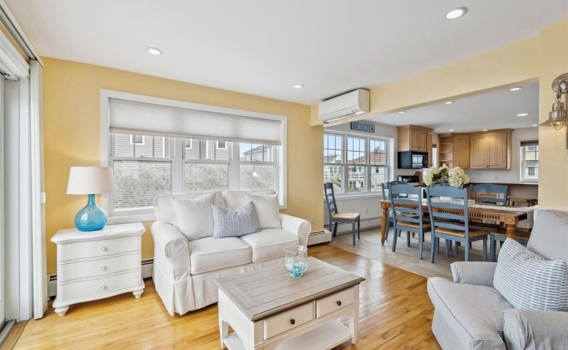 Photo of Livingroom in Seabrook