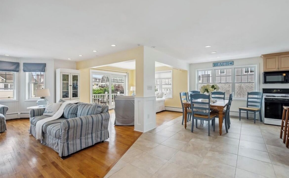 Photo of Livingroom in Seabrook