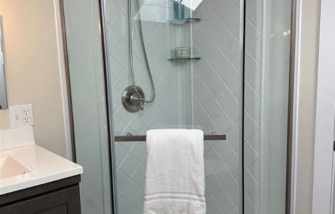 Photo of Bathroom in Cayuga