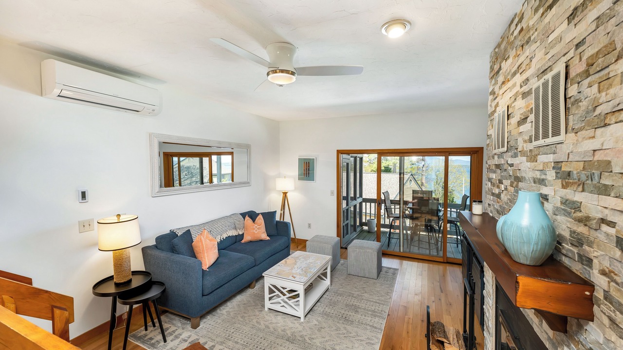 Photo of Livingroom in Gilford