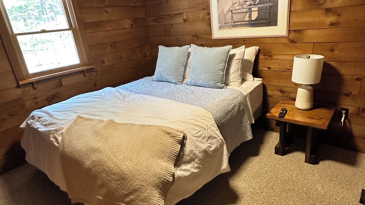 Photo of Bedroom in Chocorua Ski and Beach