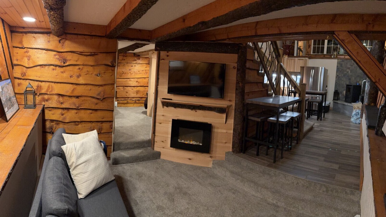 Photo of Livingroom in Ludlow