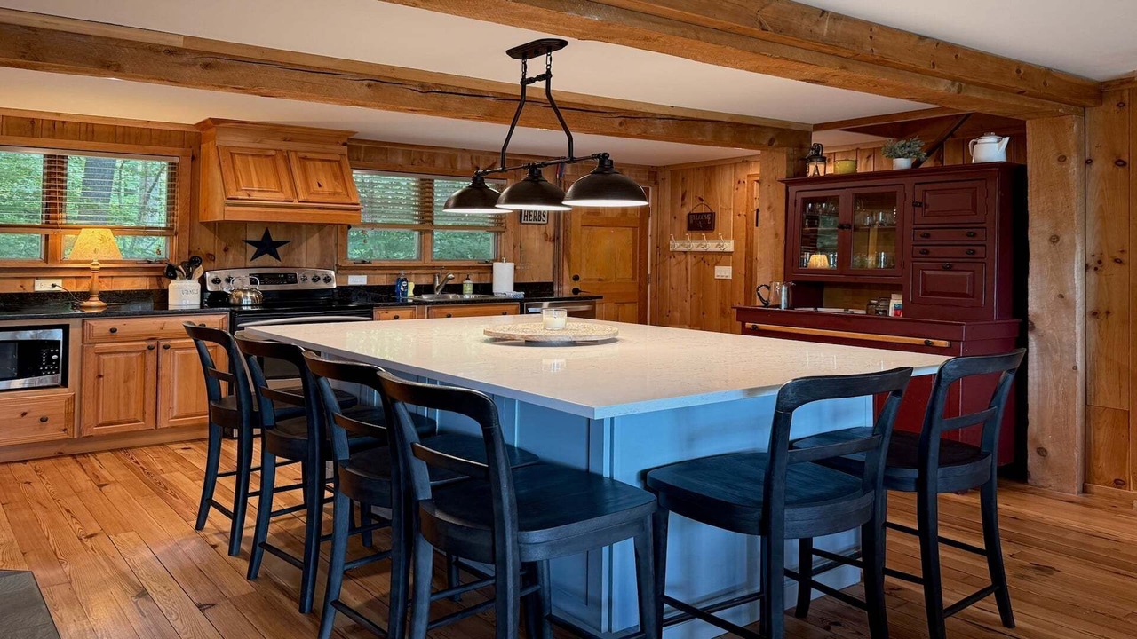 Photo of Kitchen in Ashley Falls