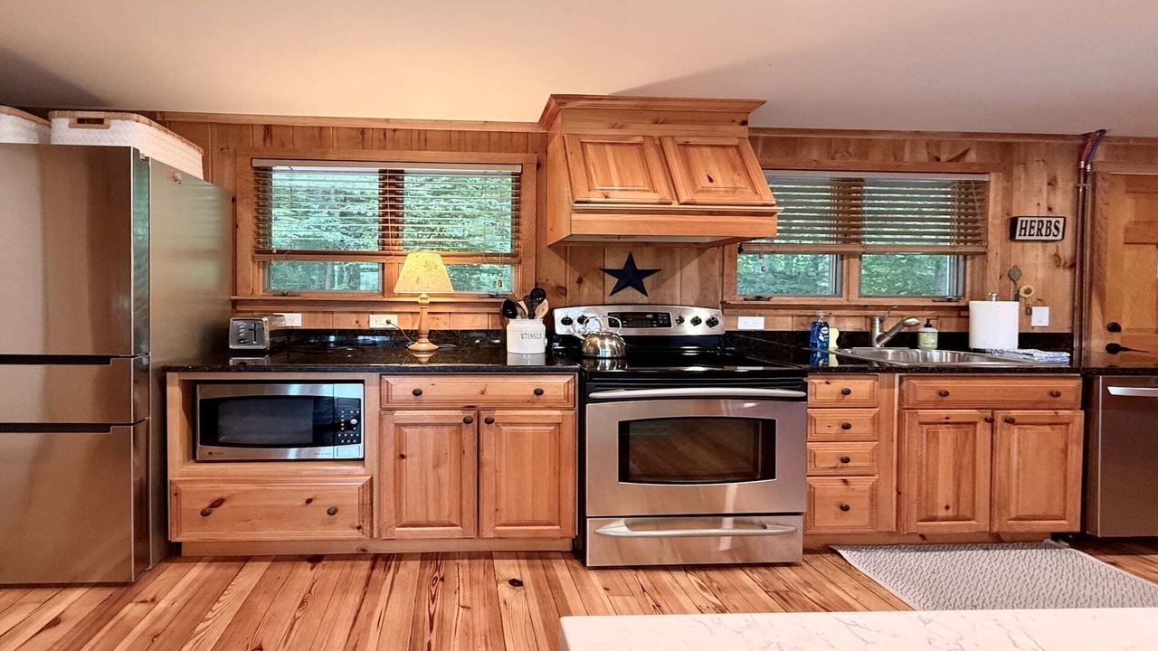 Photo of Kitchen in Ashley Falls