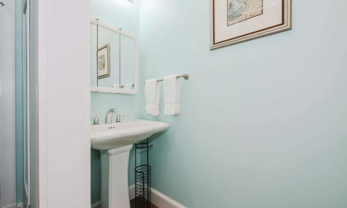 Photo of Bathroom in Ogunquit - Wells