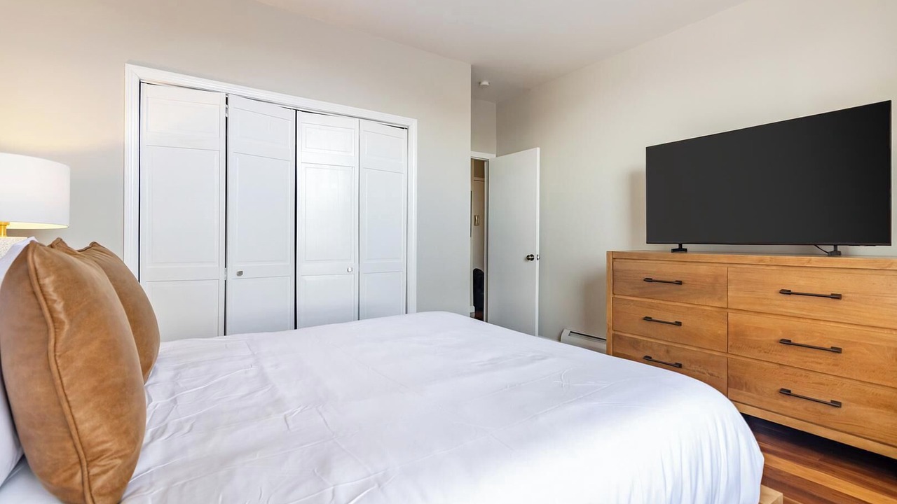 Photo of Bedroom in Downtown