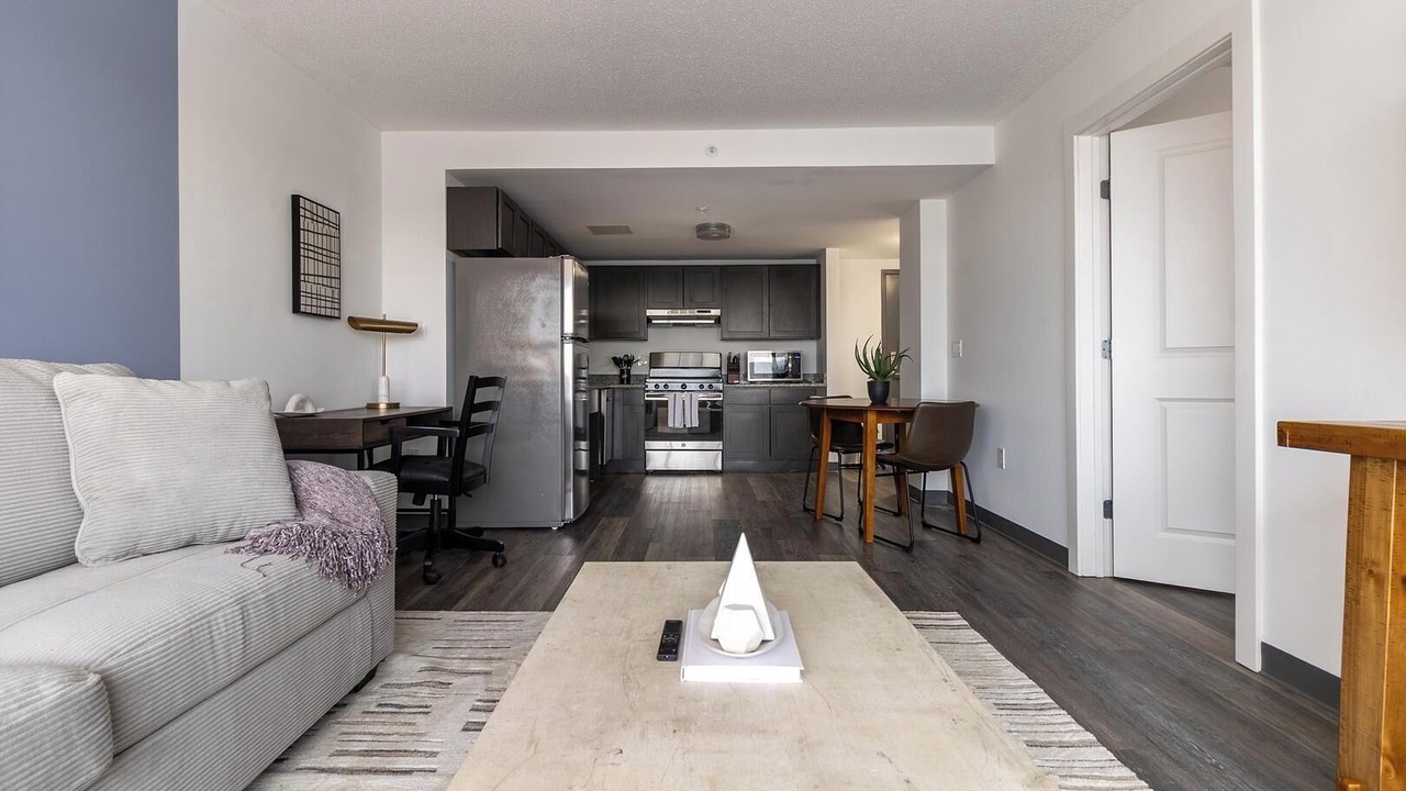 Photo of Livingroom in Downtown Hartford