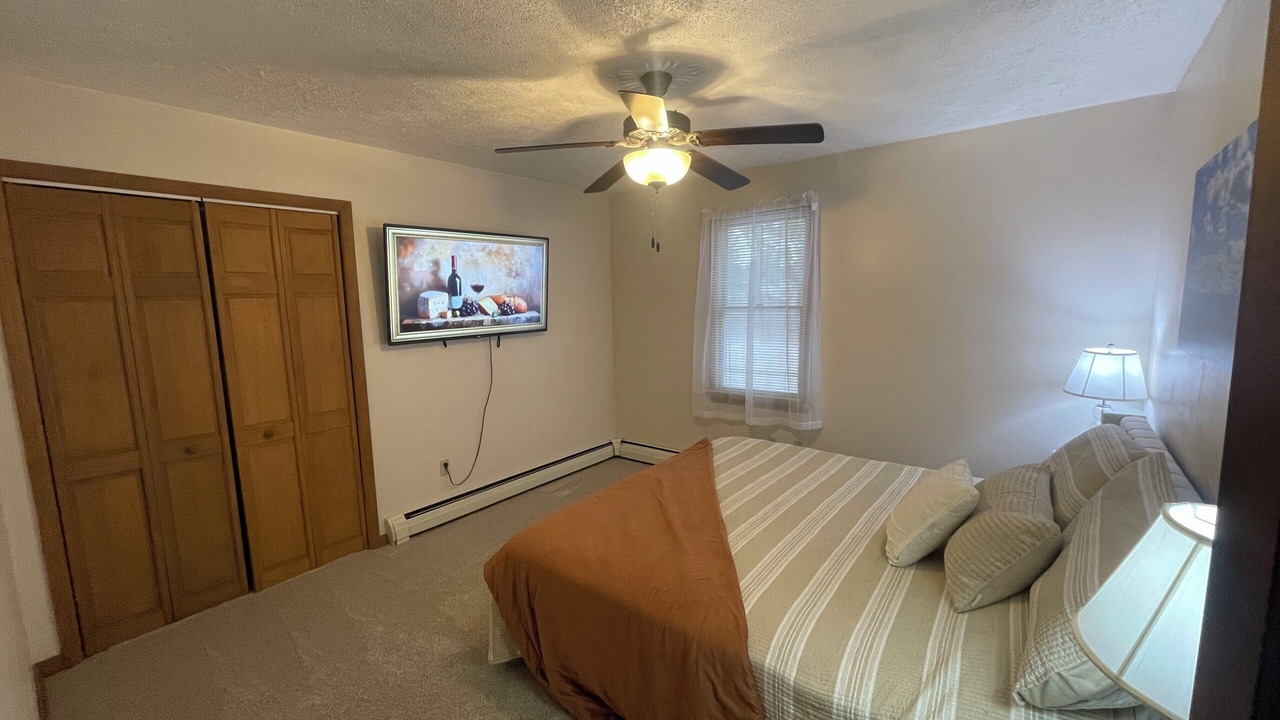 Photo of Bedroom in Branchport