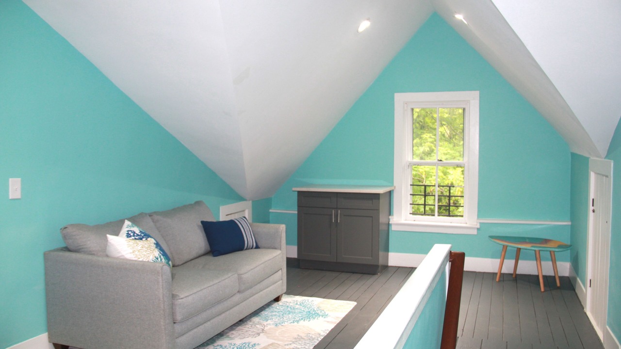 Photo of Livingroom in Kingston