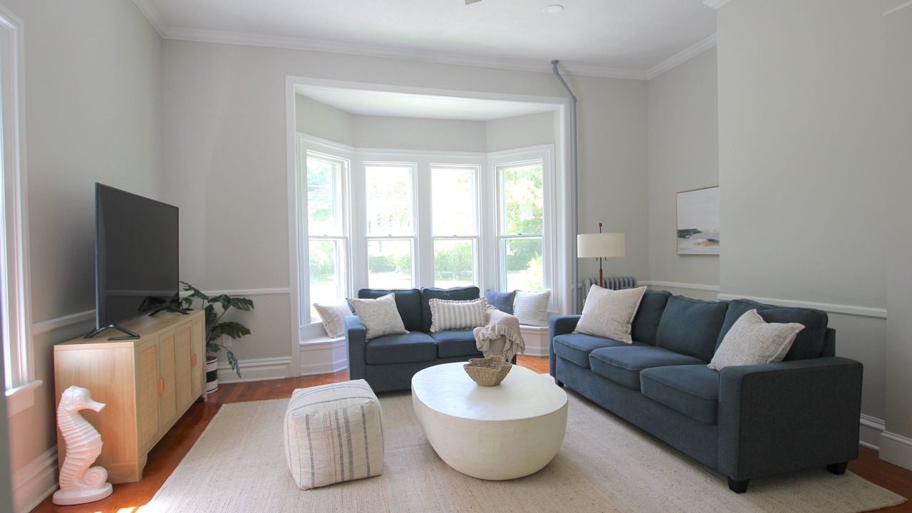 Photo of Livingroom in Kingston