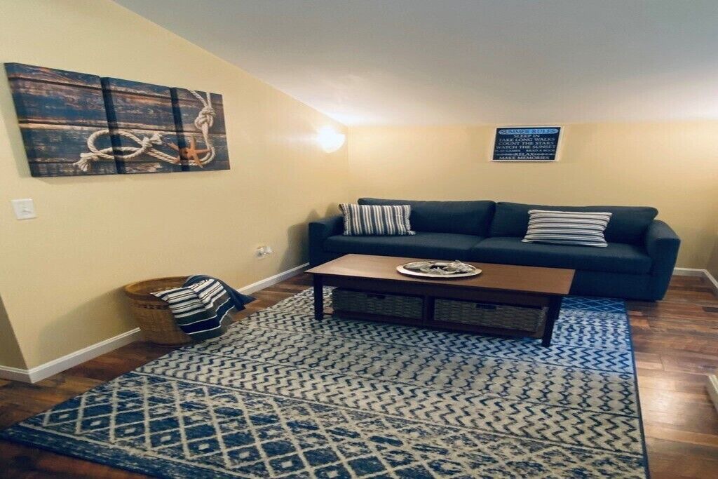 Photo of Livingroom in East Chop
