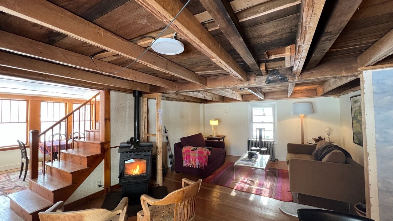 Photo of Livingroom in Jacksonville