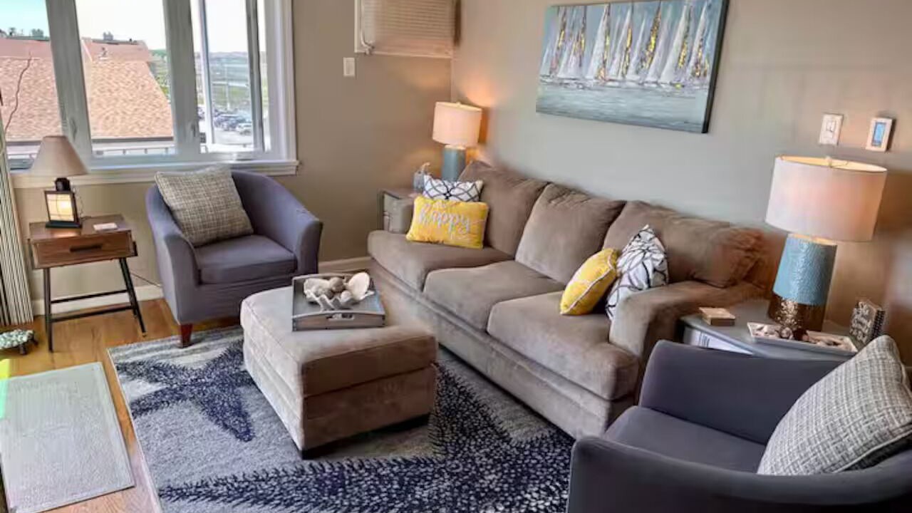 Photo of Livingroom in Hampton