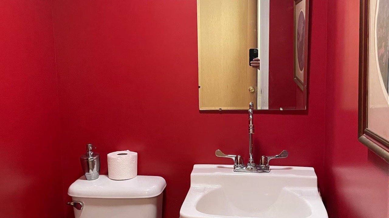 Photo of Bathroom in Charlotteville