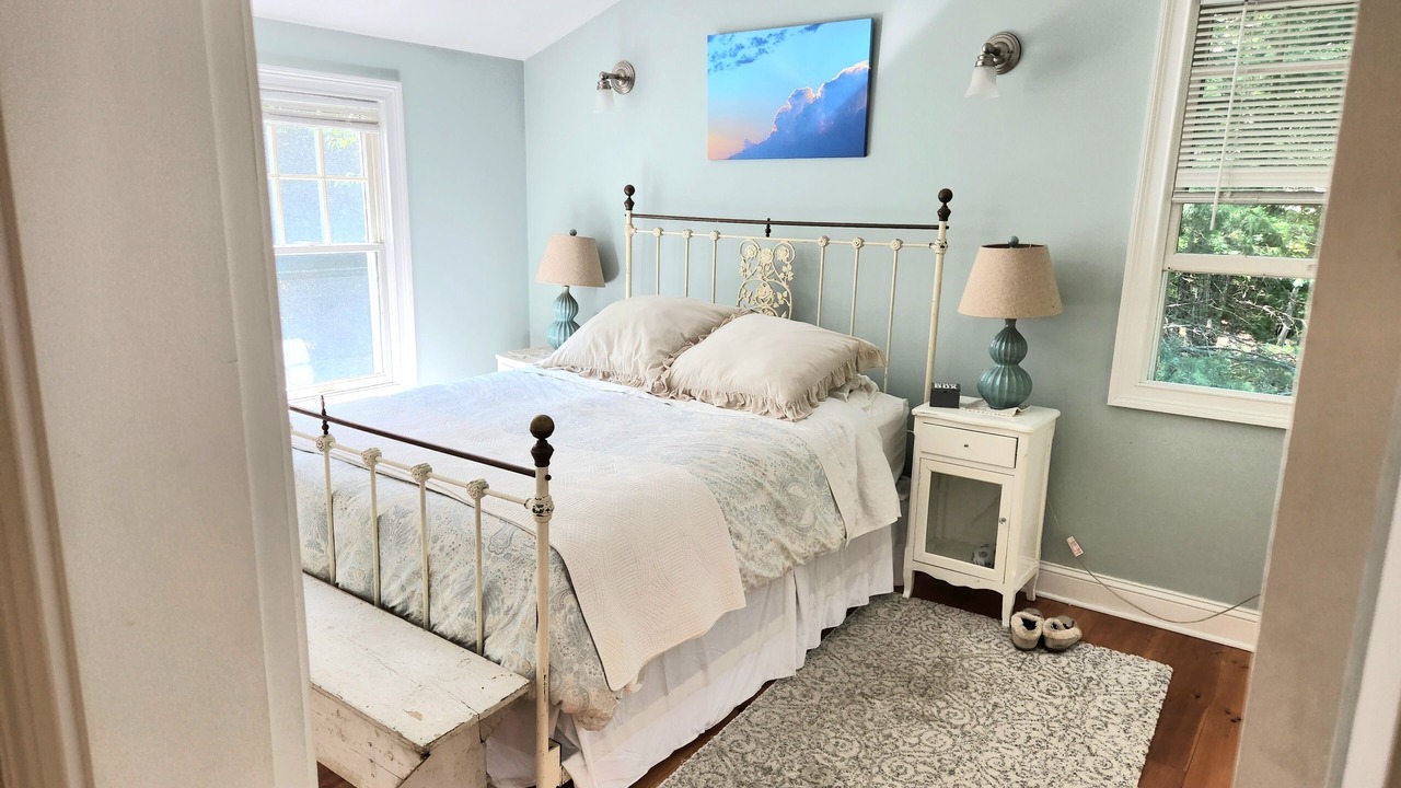 Photo of Bedroom in Charlestown