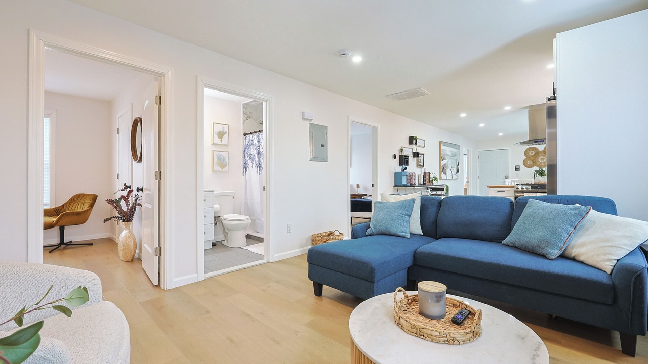 Photo of Livingroom in Providence