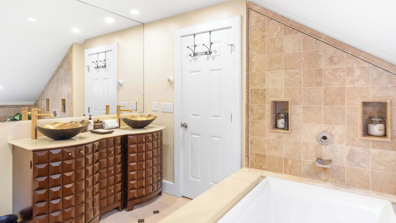 Photo of Bathroom in Ludlow
