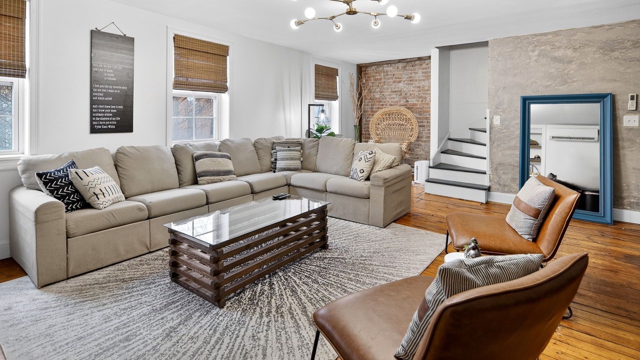 Photo of Livingroom in Troy