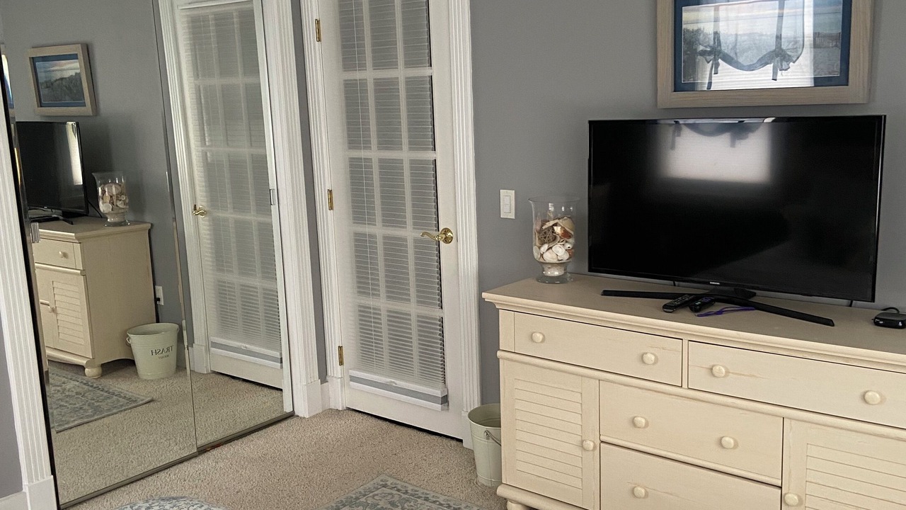 Photo of Bedroom in Vineyard Haven